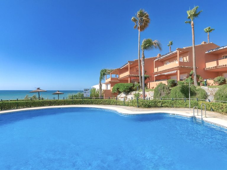 Villa for Sale in Estepona, Malaga 19
