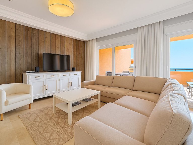 Villa for Sale in Estepona, Malaga 3