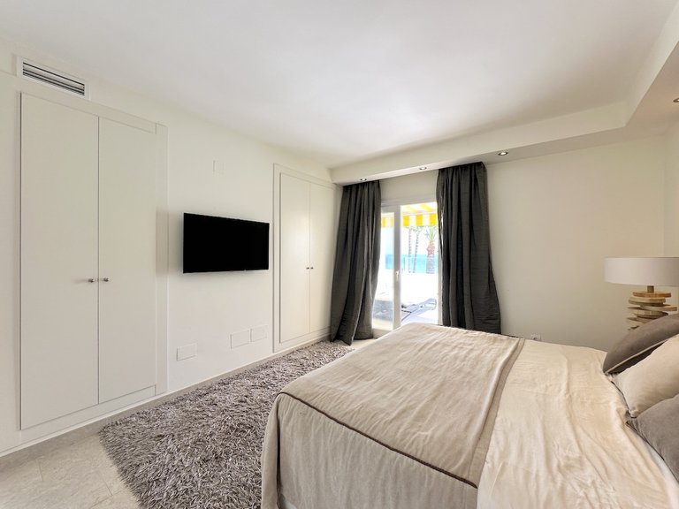 Apartment for Sale in Estepona, Malaga 10