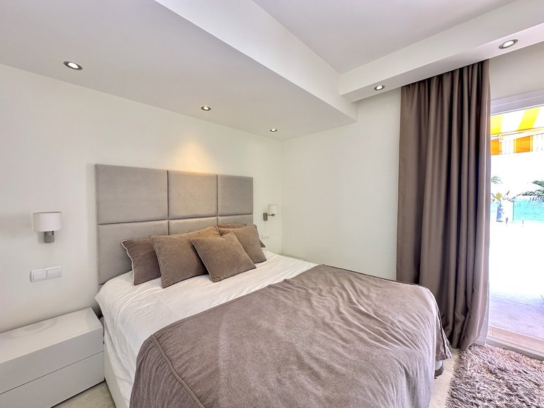Apartment for Sale in Estepona, Malaga 14