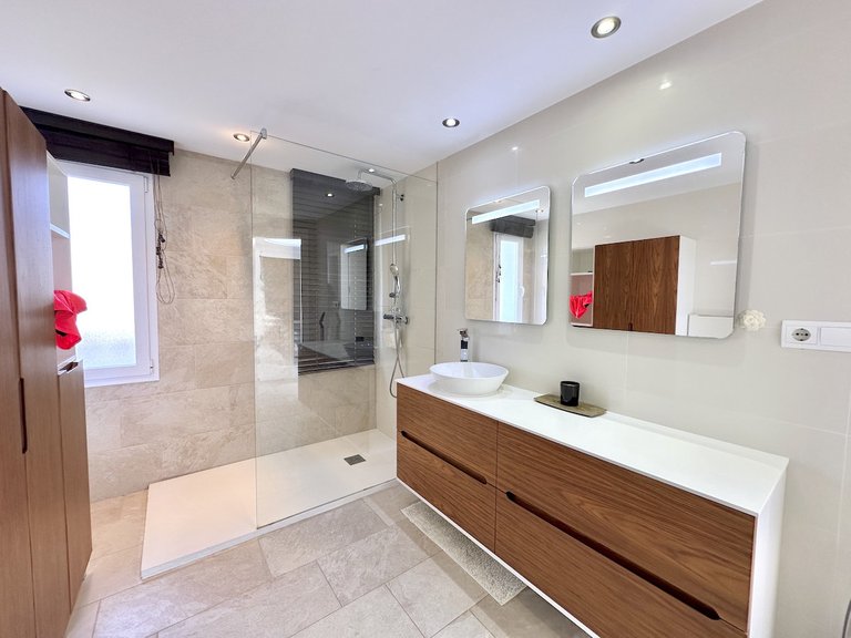 Apartment for Sale in Estepona, Malaga 15
