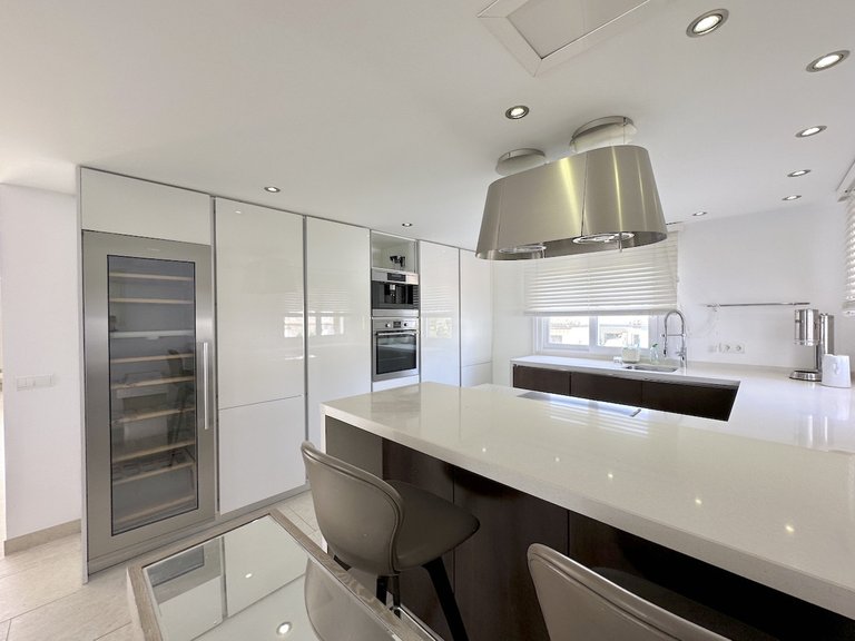 Apartment for Sale in Estepona, Malaga 8
