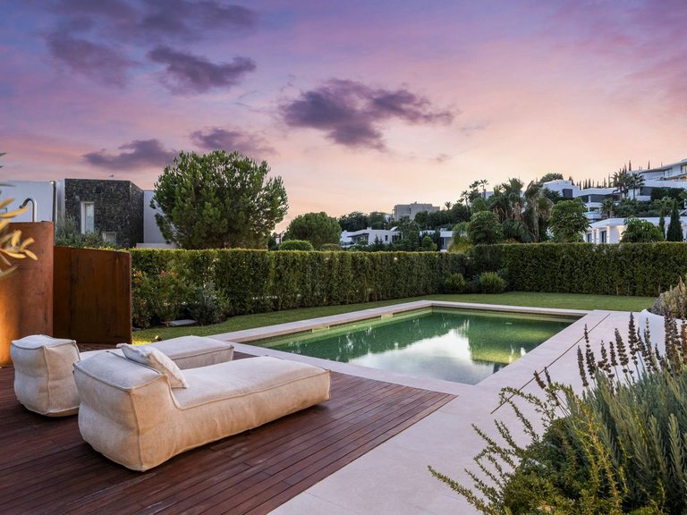 Villa for Sale in Benahavís, Malaga 23