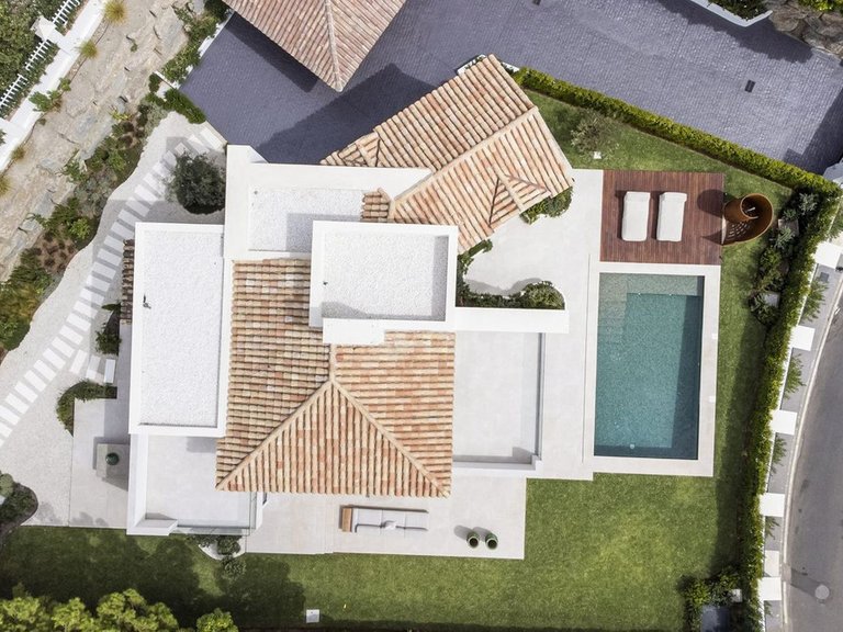 Villa for Sale in Benahavís, Malaga 27