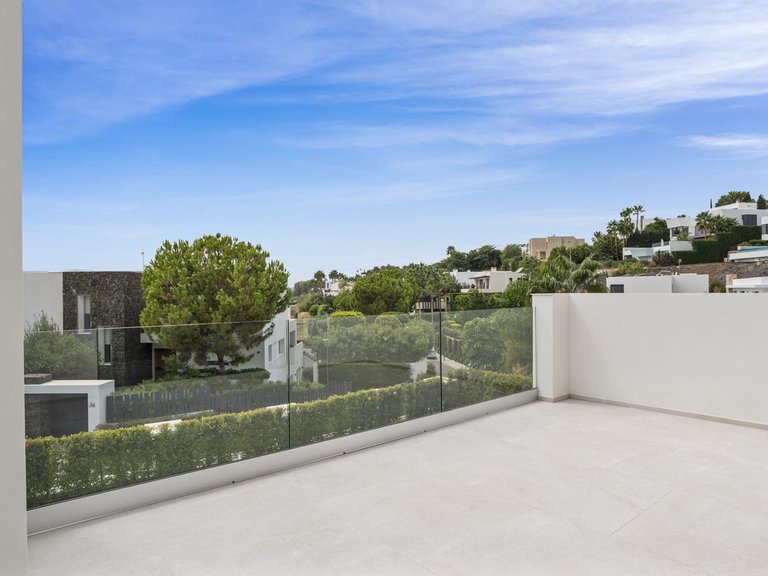 Villa for Sale in Benahavís, Malaga 28