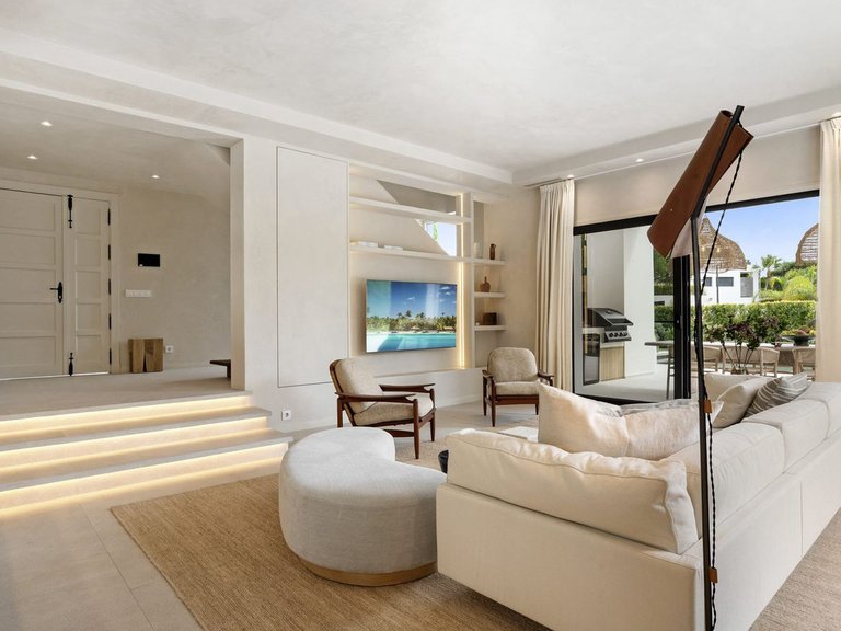 Villa for Sale in Benahavís, Malaga 8