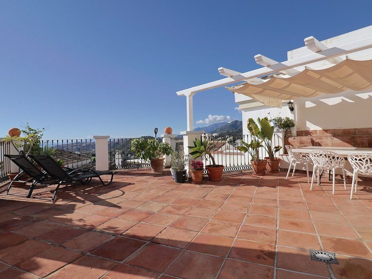 Villa for Sale in La Heredia, Malaga 10