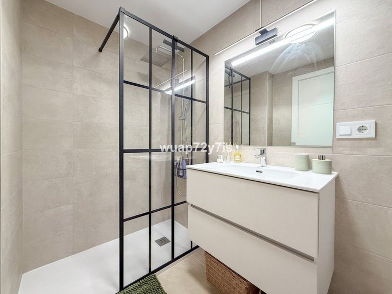 Apartment for Sale in Selwo, Malaga 14
