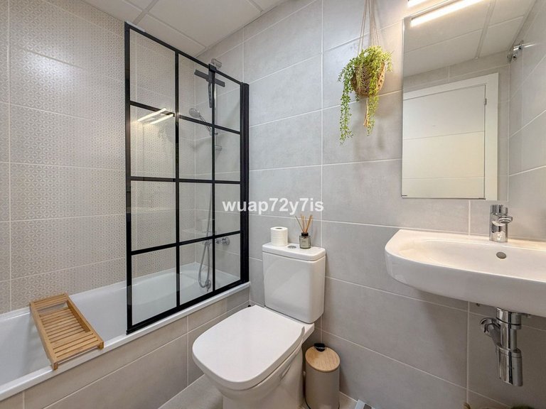 Apartment for Sale in Selwo, Malaga 20