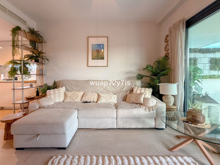 Apartment for Sale in Selwo, Malaga 3