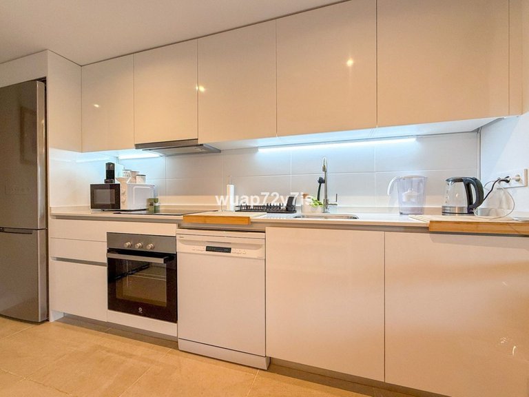 Apartment for Sale in Selwo, Malaga 9