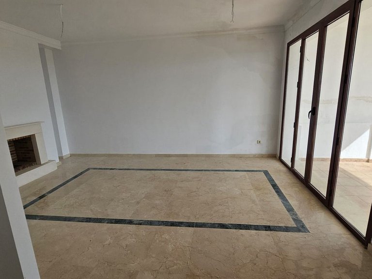 Villa for Sale in Doña Julia, Malaga 20