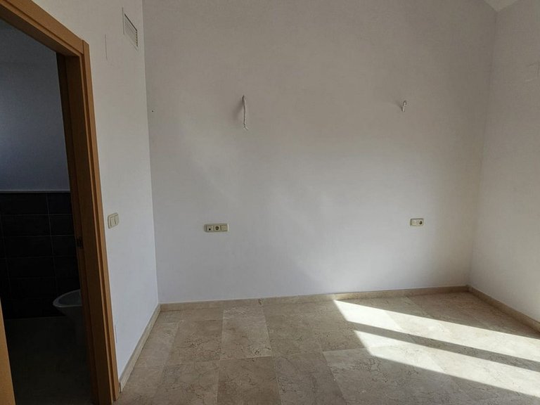 Villa for Sale in Doña Julia, Malaga 7