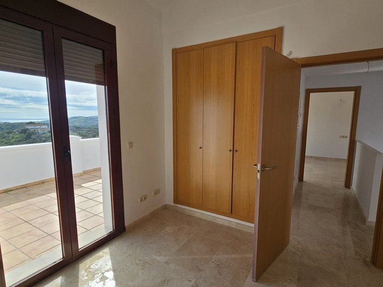 Villa for Sale in Doña Julia, Malaga 8