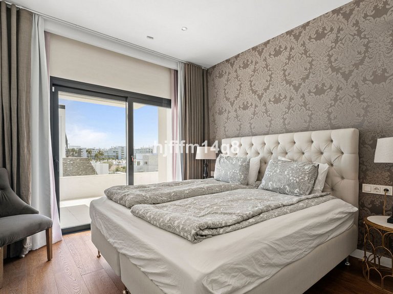 Villa for Sale in San Pedro De Alcántara, Malaga 15