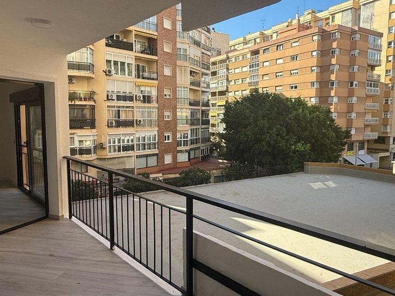 Apartment for Sale in Malagueta, Malaga 4
