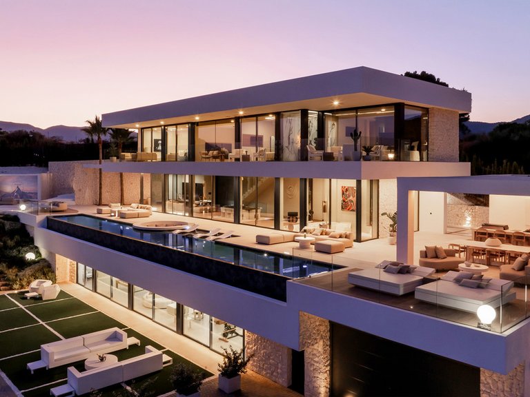 Villa for Sale in Benahavís, Malaga 1