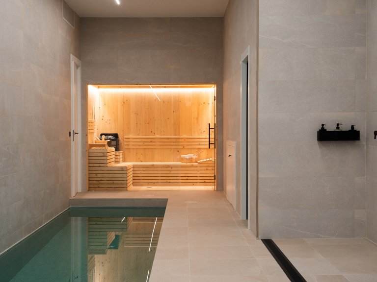 Villa for Sale in Benahavís, Malaga 28