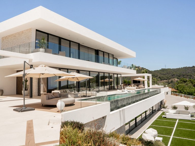 Villa for Sale in Benahavís, Malaga 46
