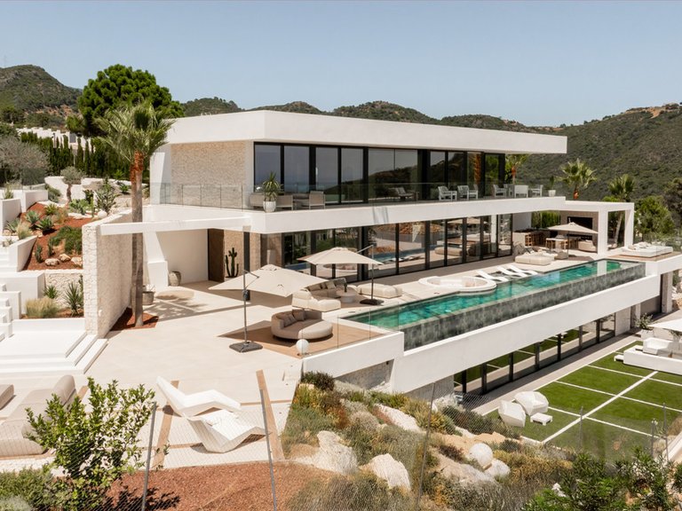 Villa for Sale in Benahavís, Malaga 47