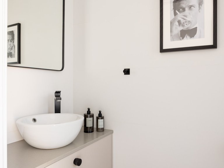 Apartment for Sale in Nueva Andalucía, Malaga 14