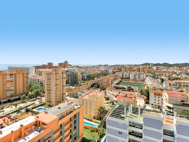 Apartment for Sale in Fuengirola, Malaga 32