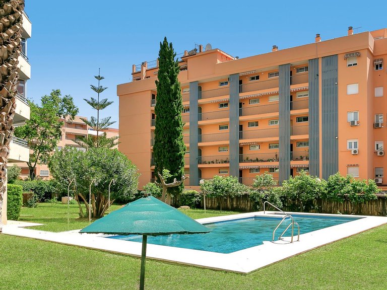Apartment for Sale in Fuengirola, Malaga 41
