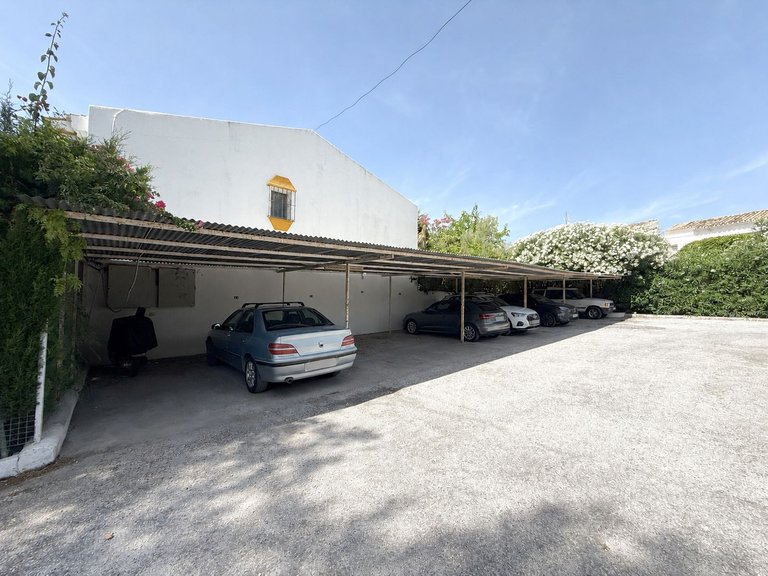 Apartment for Sale in Atalaya, Malaga 23