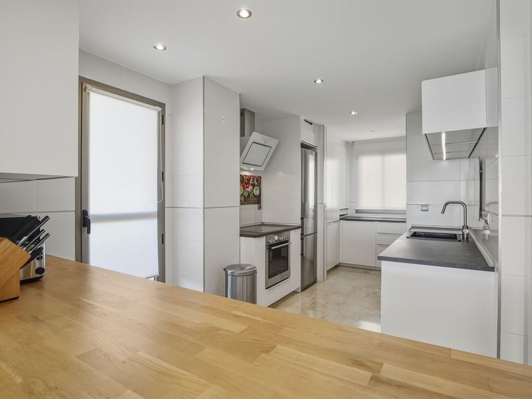 Penthouse for Sale in Benahavís, Malaga 6
