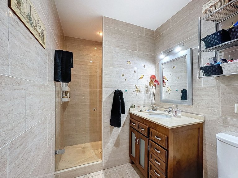 Villa for Sale in Estepona, Malaga 21