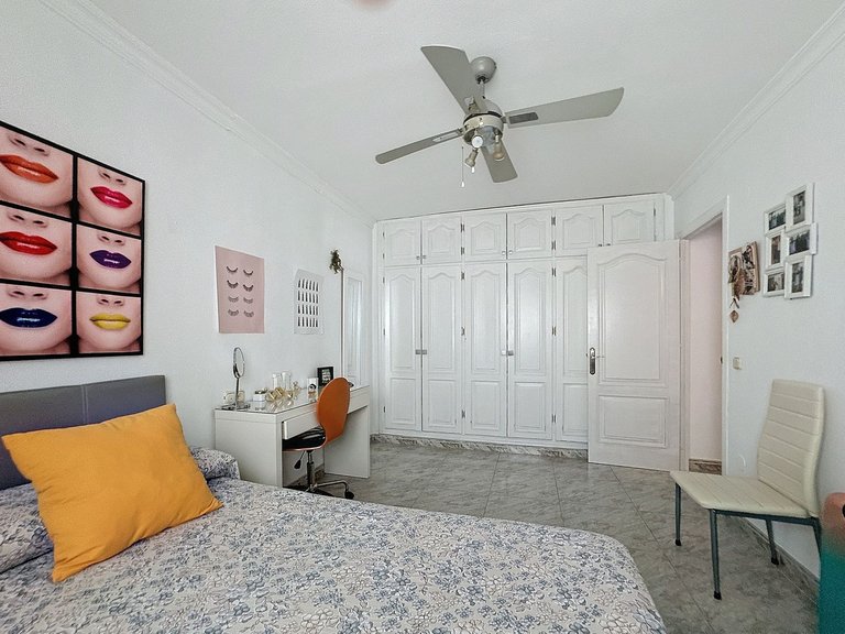 Villa for Sale in Estepona, Malaga 28
