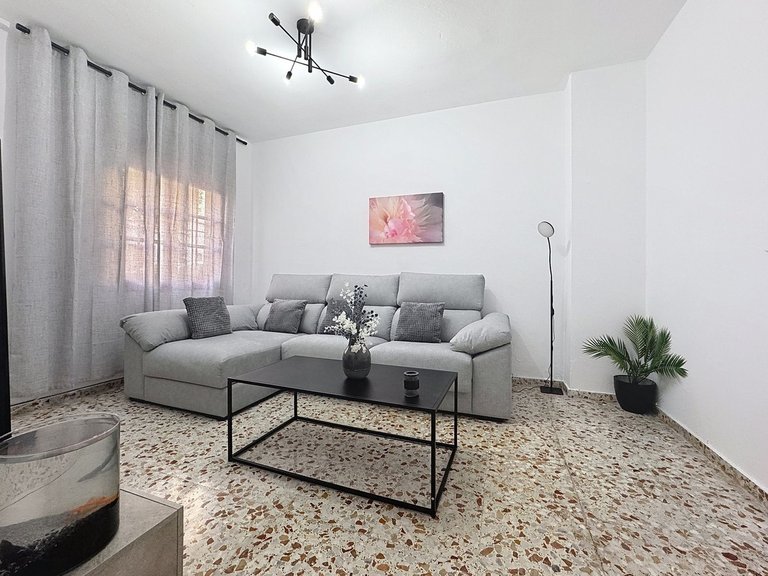 Villa for Sale in Estepona, Malaga 8