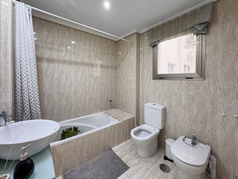Apartment for Sale in Huelin, Malaga 32