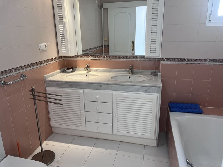 Penthouse for Sale in Miraflores, Malaga 36