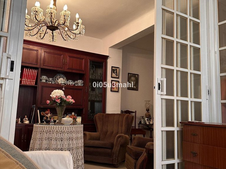 Apartment for Sale in Victoria Eugenia, Malaga 4