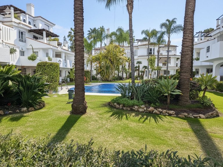 Apartment for Sale in Marbella, Malaga 18