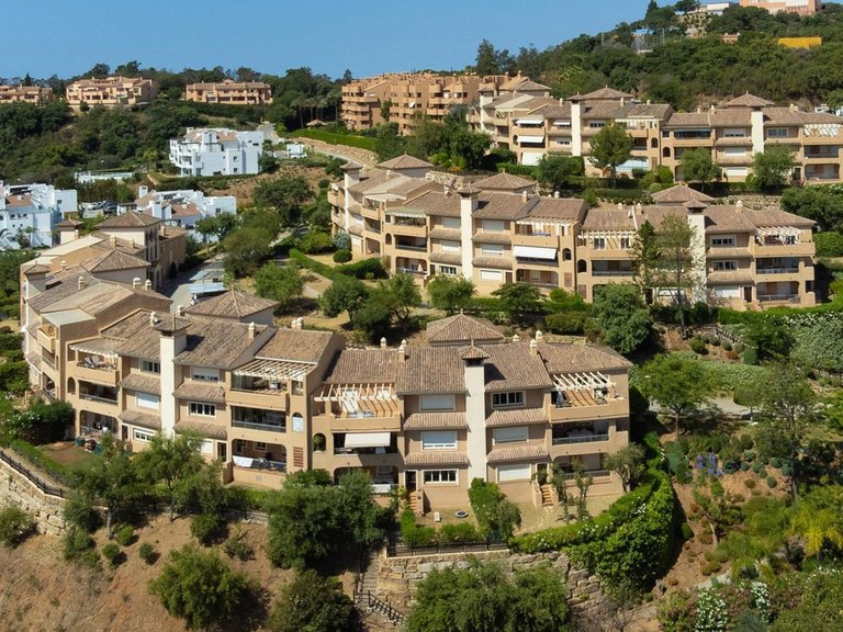 Apartment for Sale in La Mairena, Malaga 10