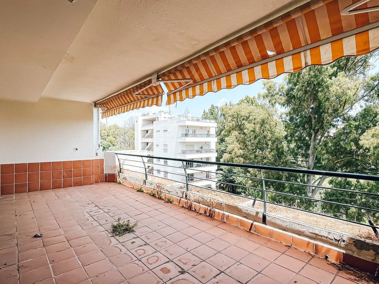 Apartment for Sale in Guadalmina Alta, Malaga 14