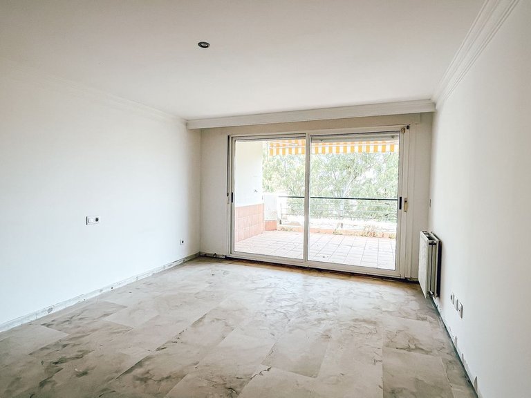 Apartment for Sale in Guadalmina Alta, Malaga 15