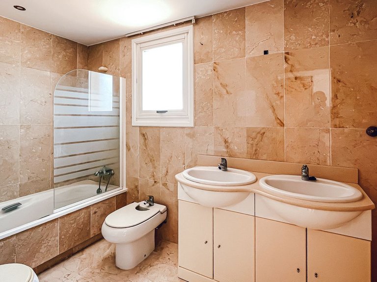 Apartment for Sale in Guadalmina Alta, Malaga 20