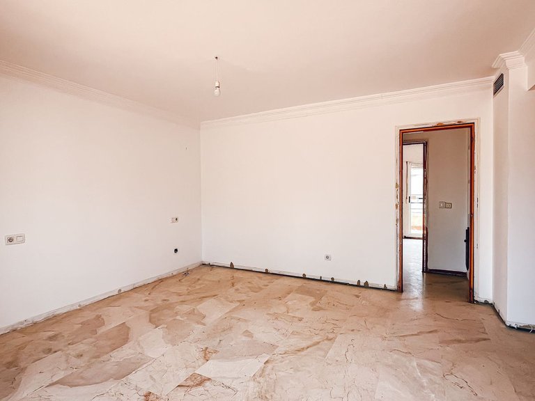 Apartment for Sale in Guadalmina Alta, Malaga 21