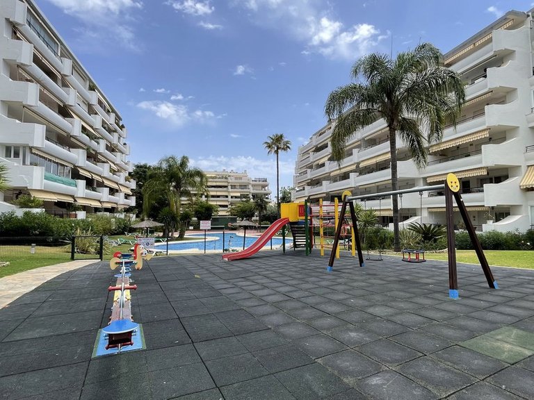 Apartment for Sale in Guadalmina Alta, Malaga 28