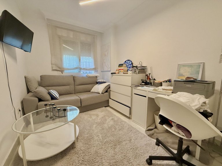 Apartment for Sale in The Golden Mile, Malaga 18