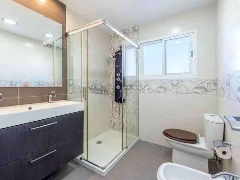 Apartment for Sale in Arroyo De La Miel, Malaga 26