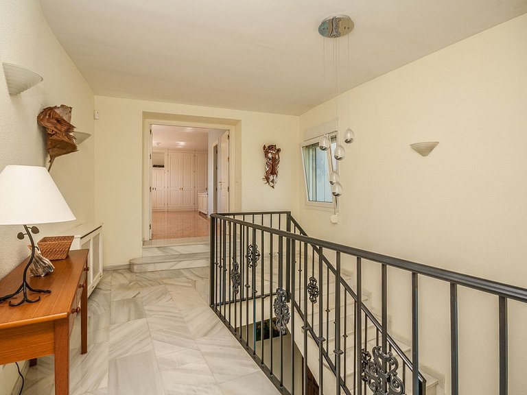 Villa for Sale in Marbesa, Malaga 13