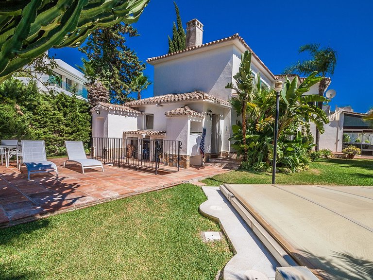 Villa for Sale in Marbesa, Malaga 21