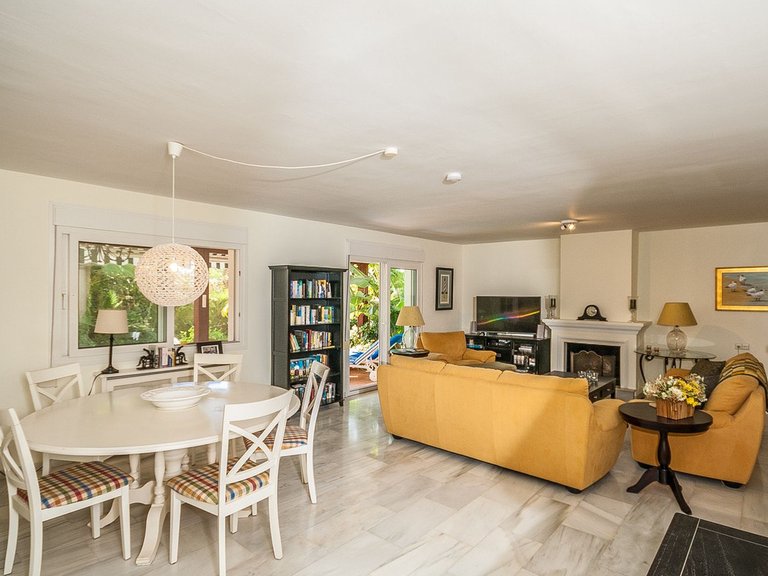 Villa for Sale in Marbesa, Malaga 22