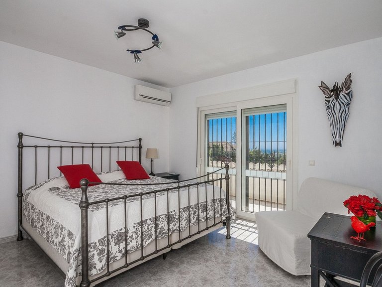 Villa for Sale in Marbesa, Malaga 7