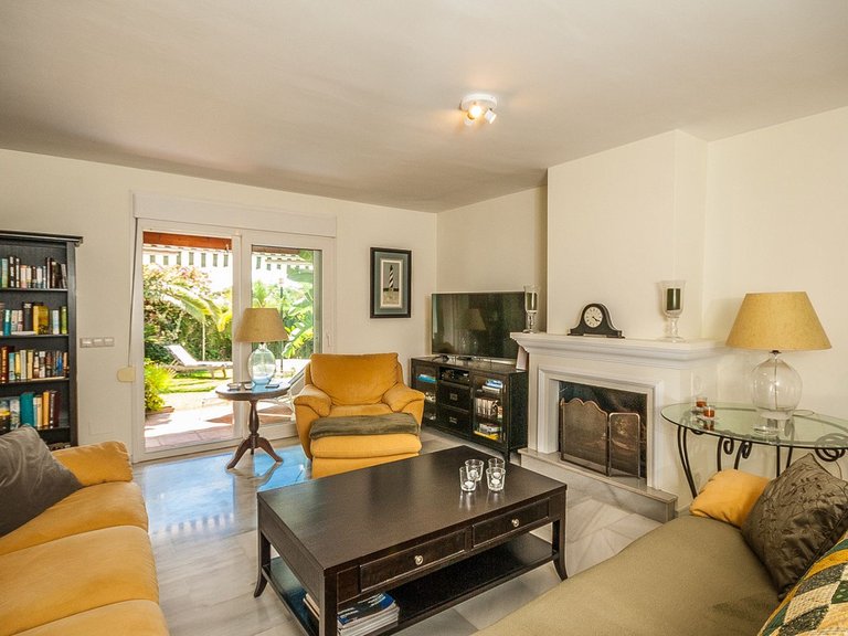 Villa for Sale in Marbesa, Malaga 9