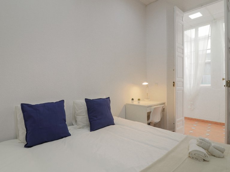 Apartment for Sale in Málaga, Malaga 16